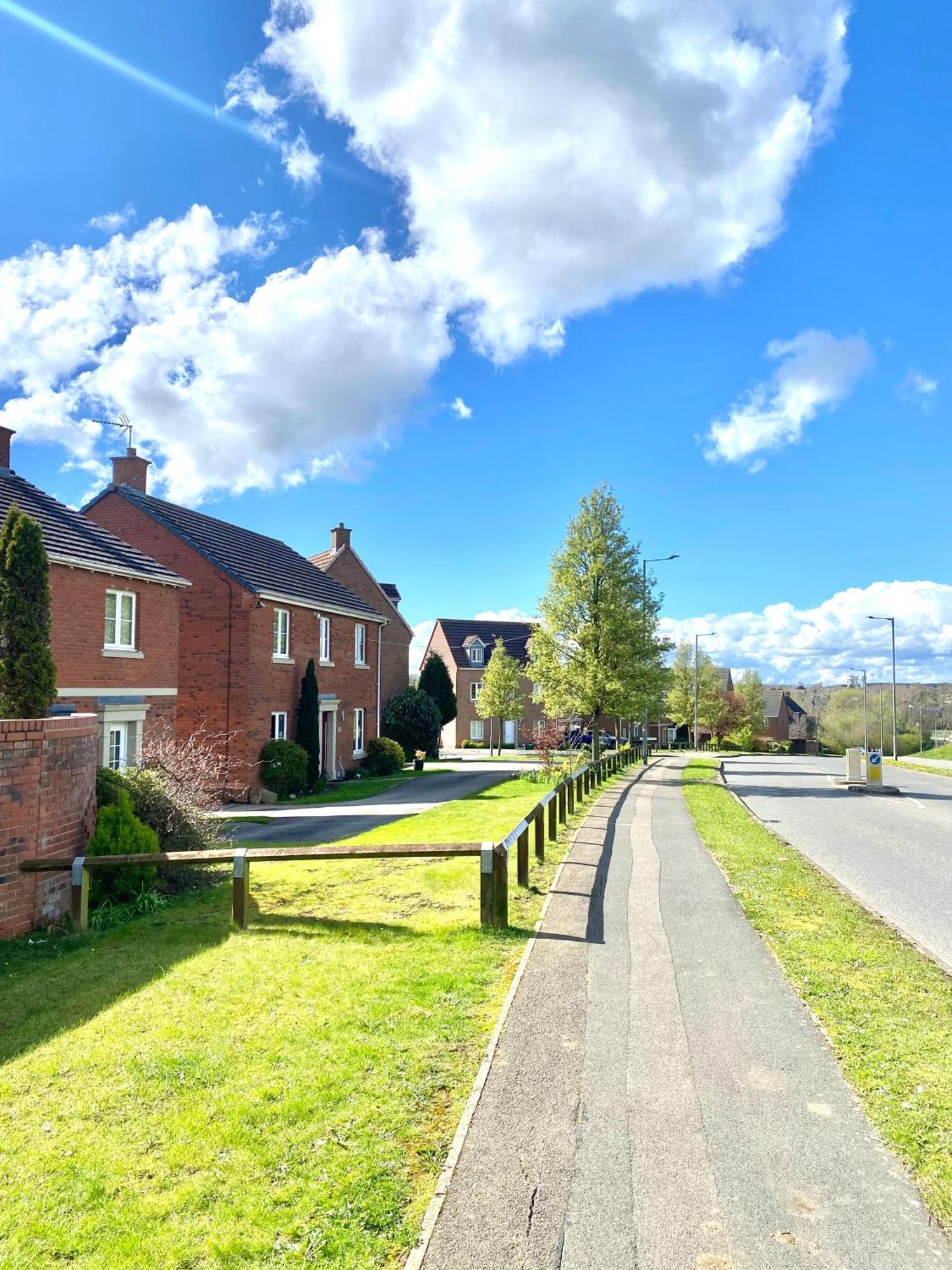Free Private Parking! Oakley House And Garden! Fully Equipped 4 Comfy Beds Villa Corby Exterior foto